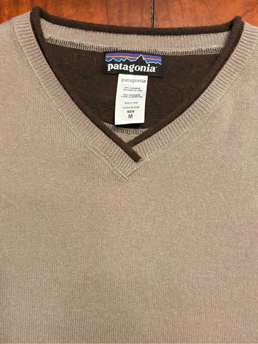 Patagonia Men's Cashmere V-Neck Sweater - Picture 6 of 6